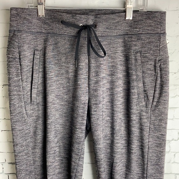 Athleta Metro Street Jogger Leggings Pants Gray Sz S Athleisure Gym Workout - Picture 4 of 14